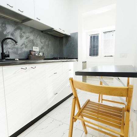 Archi'S Apartament Galaţi Eksteriør billede